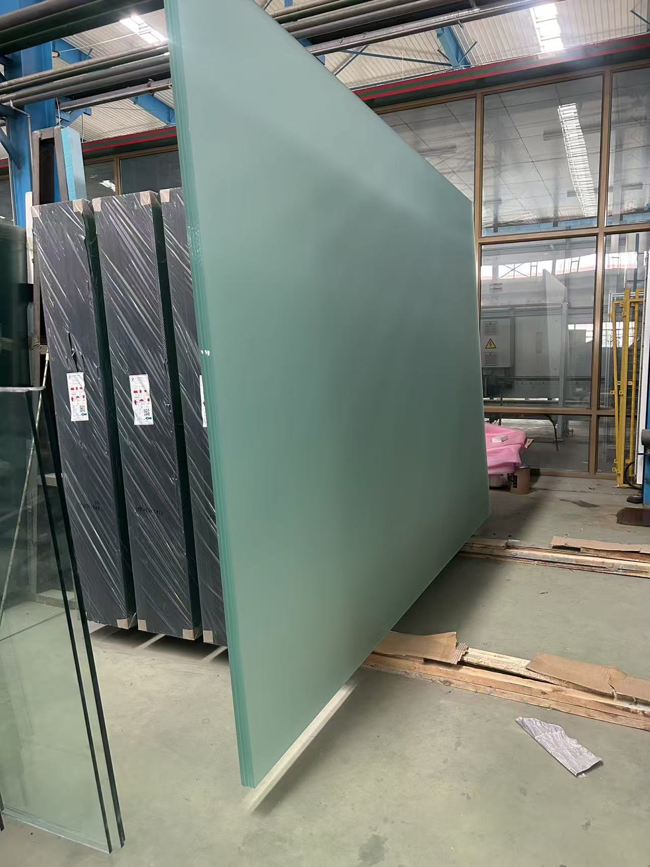 运城市彩轴玻璃建筑幕墙玻璃生产基地 - 方案